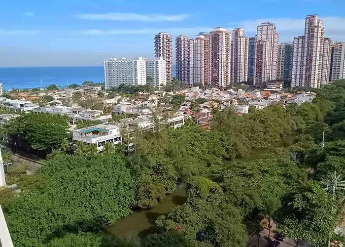 Ap Na Barra Da Tijuca, Atras Do Windsor